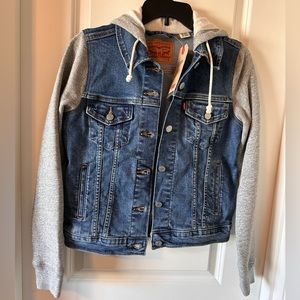 Levi’s Original Trucker Jacket NWT